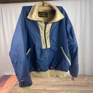 Stearn’s goose down pullover jacket. L